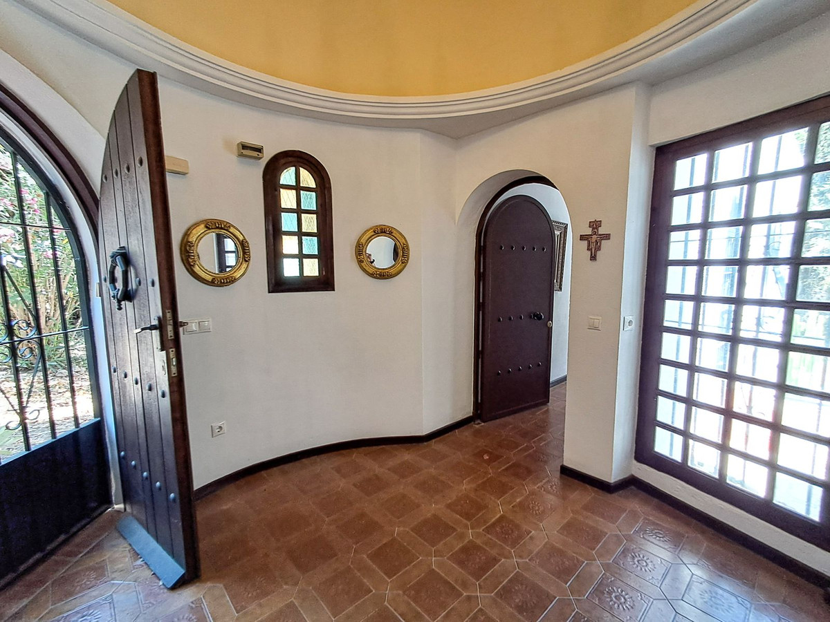 Villas de 3 dormitorios en venta en Calahonda – R5166562