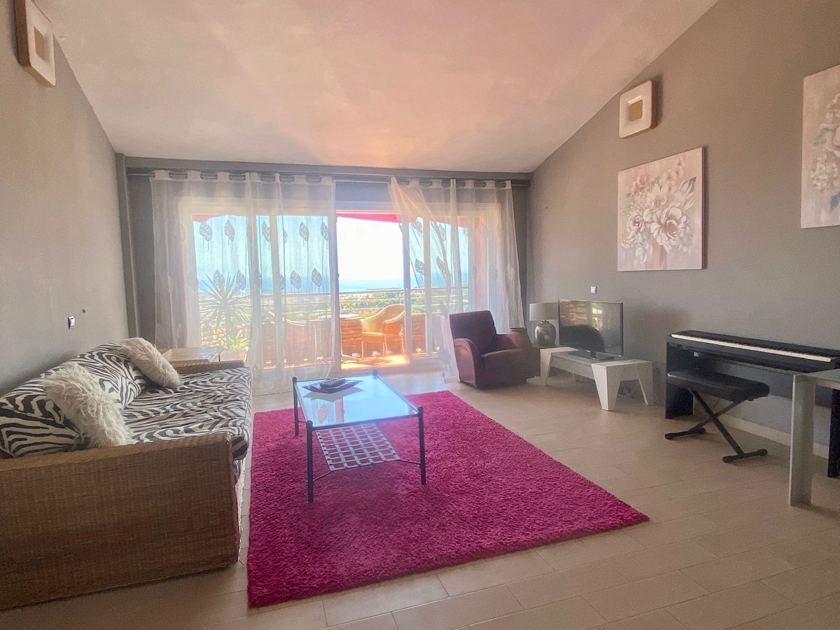 Apartamentos de 2 dormitorios en venta en La Mairena – R5169244