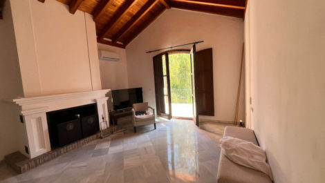 Villas de 5 dormitorios en venta en Guadalmina Alta – R5186386