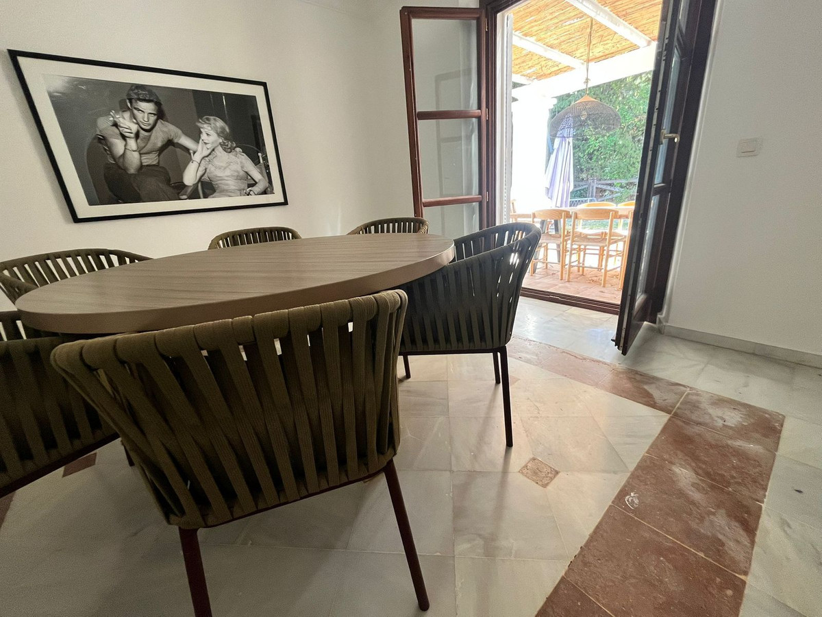 Villas de 5 dormitorios en venta en Guadalmina Alta – R5186386