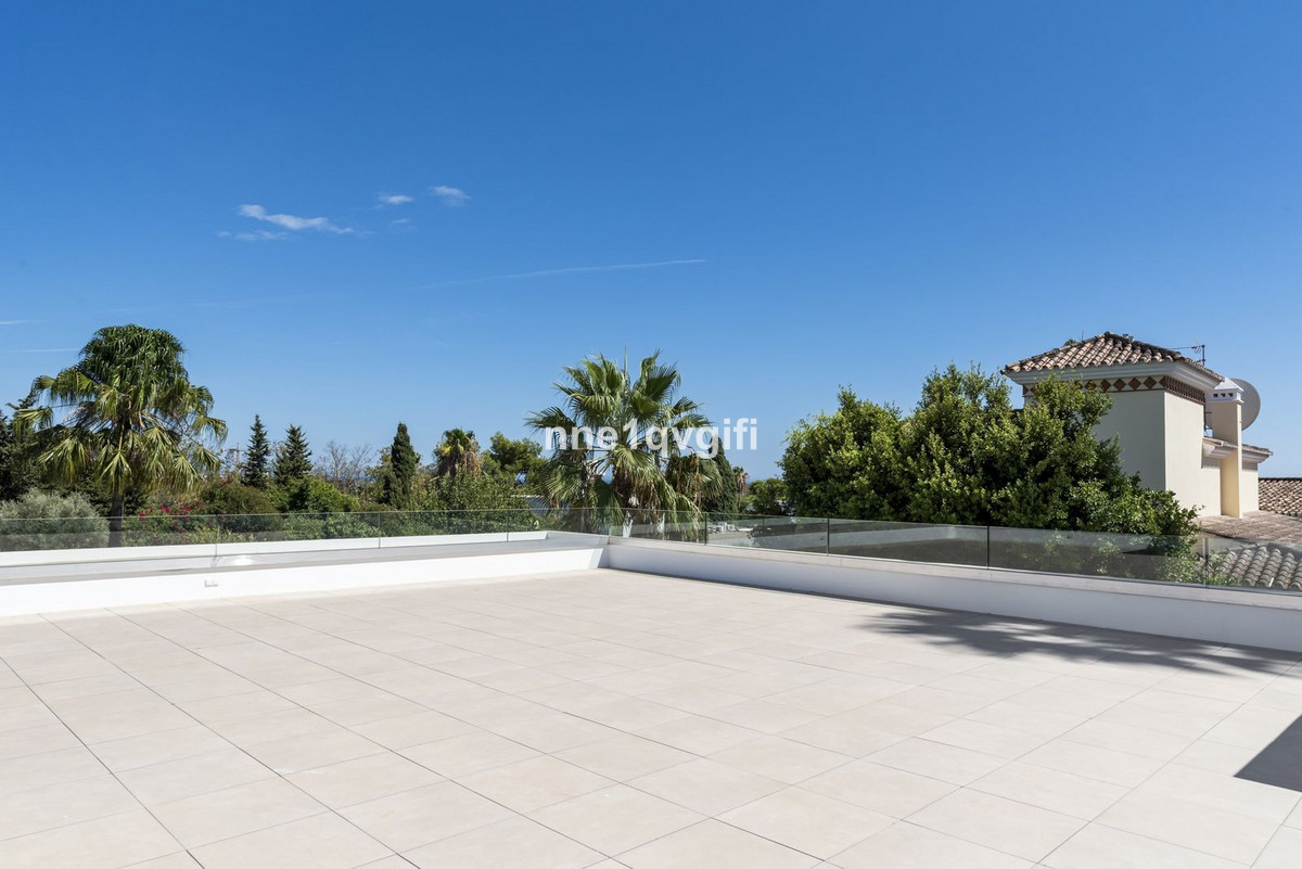 4 bedroom Villas for sale in Guadalmina Alta – R5032297