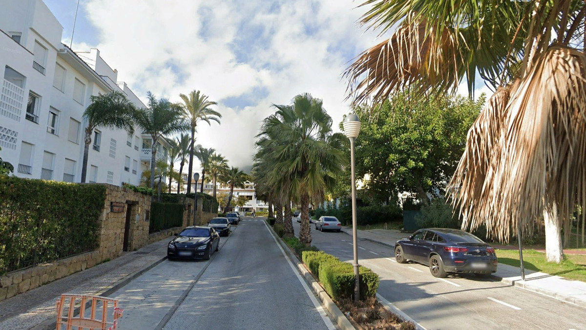 3 bedroom Apartments for sale in Marbella – R5039791