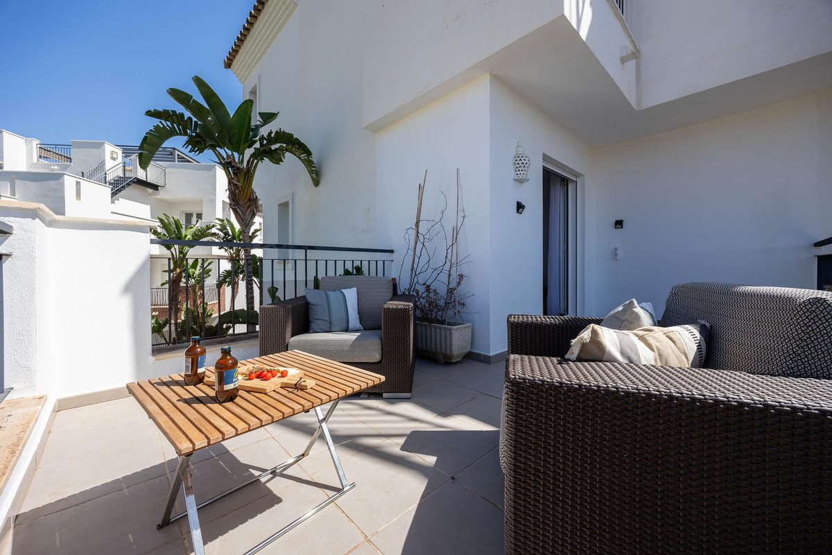 Apartamentos de 3 dormitorios en venta en Los Arqueros – R5135425