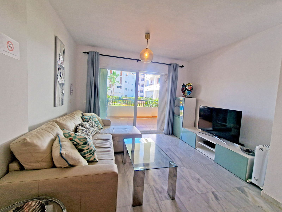 Apartamentos de 2 dormitorios en venta en Calahonda – R5192269