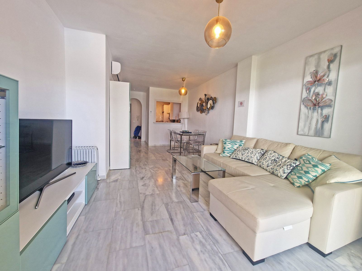 Apartamentos de 2 dormitorios en venta en Calahonda – R5192269