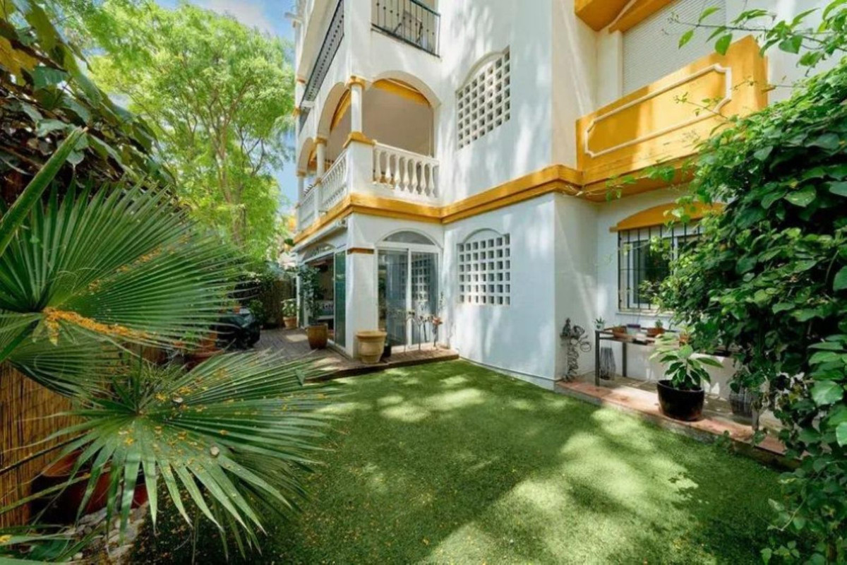 3 bedroom Apartments for sale in Marbella – R5066938