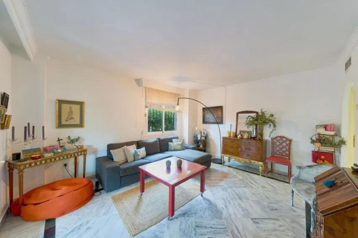 3 bedroom Apartments for sale in Marbella – R5066938