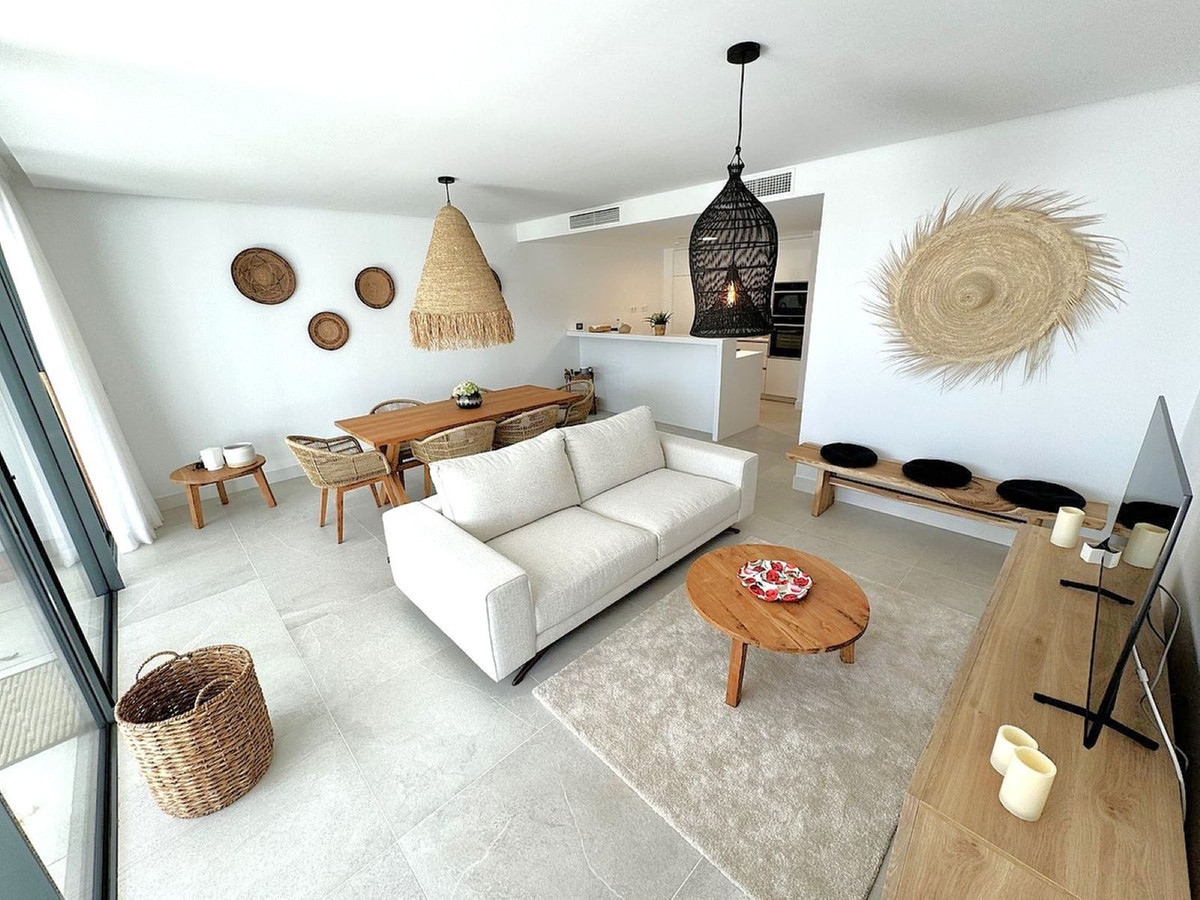 3 bedroom Apartments for sale in Cabopino – R4842436