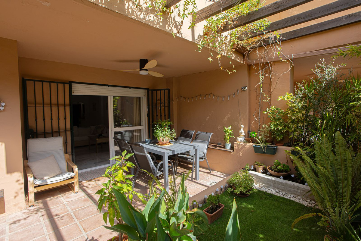 2 bedroom Apartments for sale in Milla de Oro – R5165953