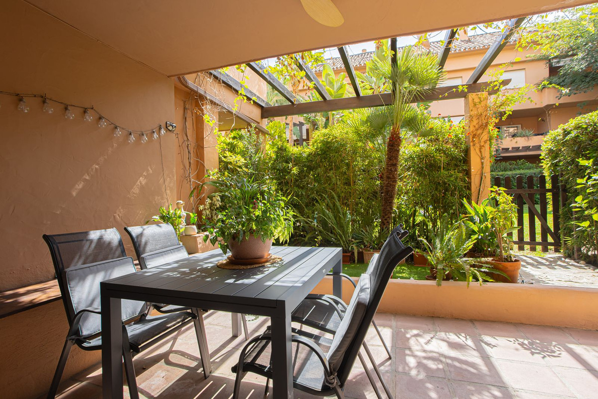 2 bedroom Apartments for sale in Milla de Oro – R5165953