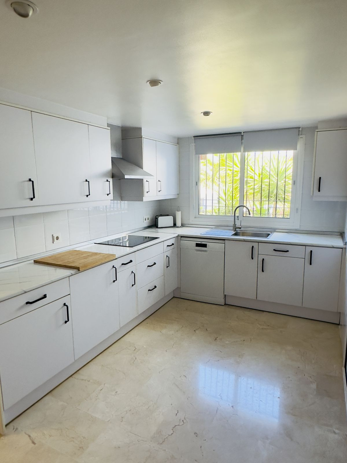 3 bedroom Townhouses for sale in Riviera del Sol – R5183848