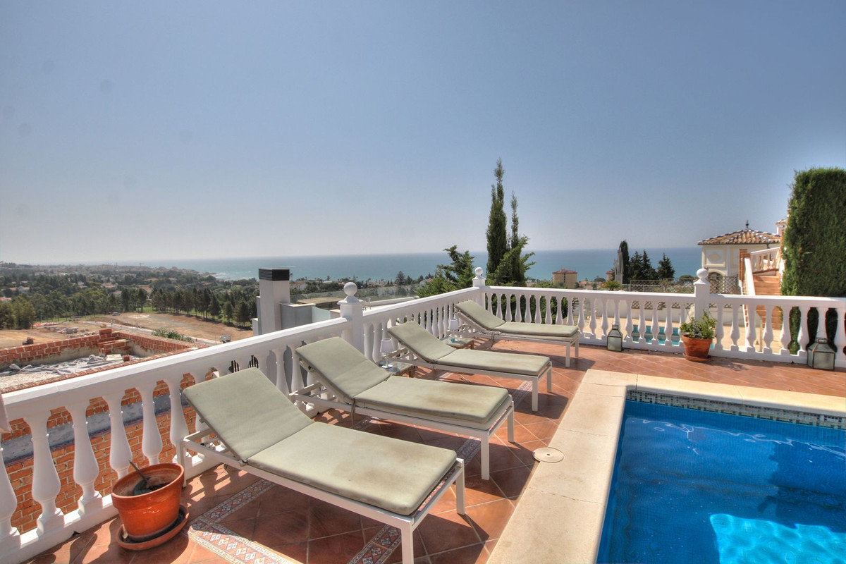 4 bedroom Villas for sale in La Cala de Mijas – R5055706 4 bedroom Villas for sale in La Cala de Mijas – R5055706