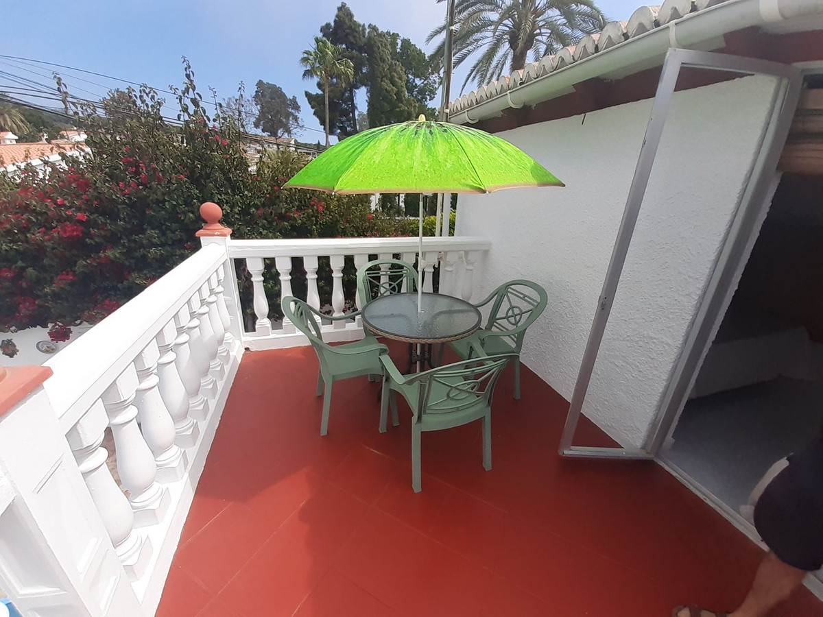 Pareados de 3 dormitorios en venta en El Rosario – R4310383