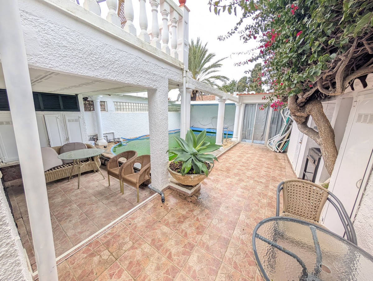 Pareados de 3 dormitorios en venta en El Rosario – R4310383