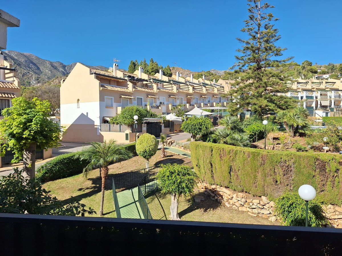 4 bedroom Townhouses for sale in Marbella – R5204749 4 bedroom Townhouses for sale in Marbella – R5204749