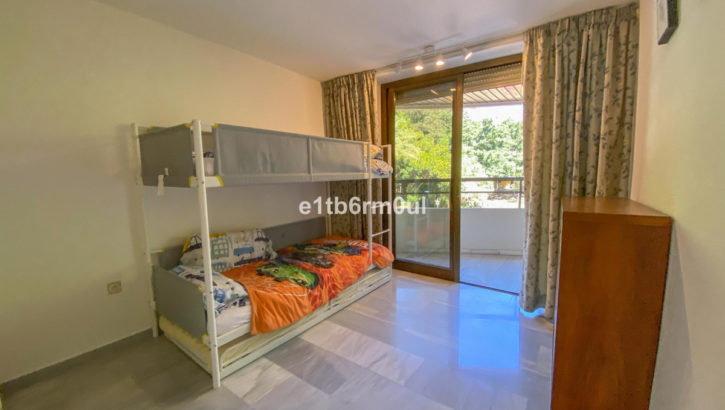 3 bedroom Apartments for sale in Marbella – R5007331 in 