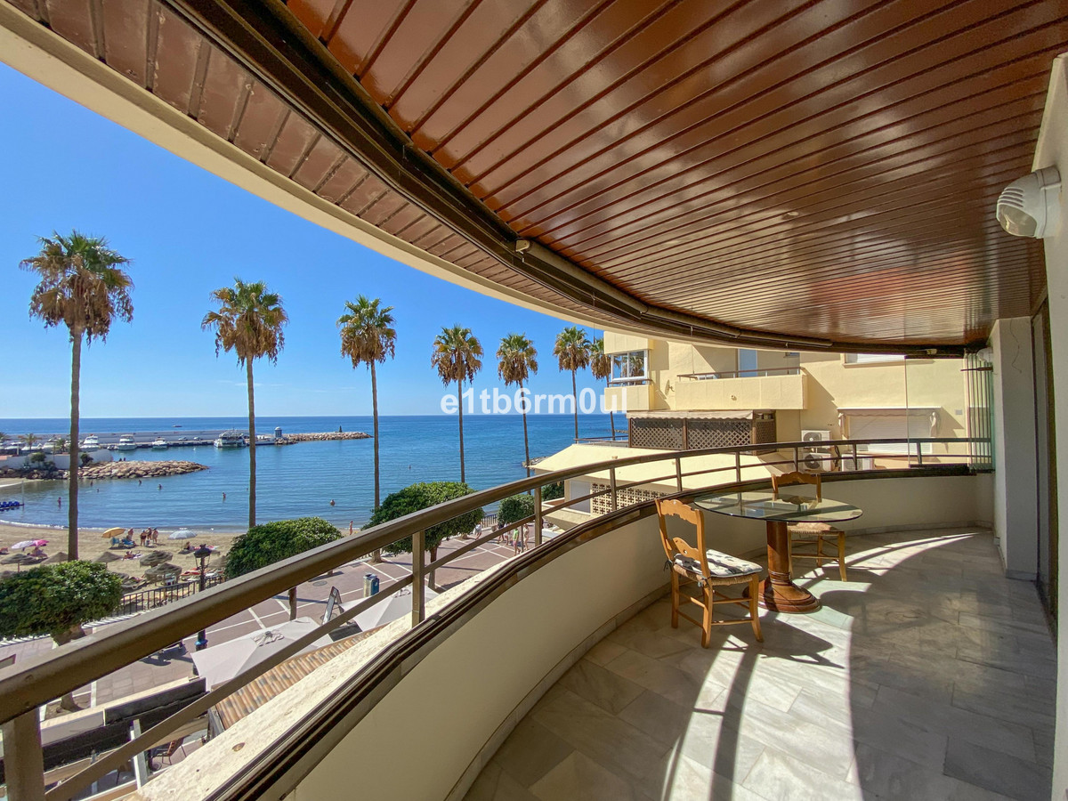 3 bedroom Apartments for sale in Marbella – R5007331