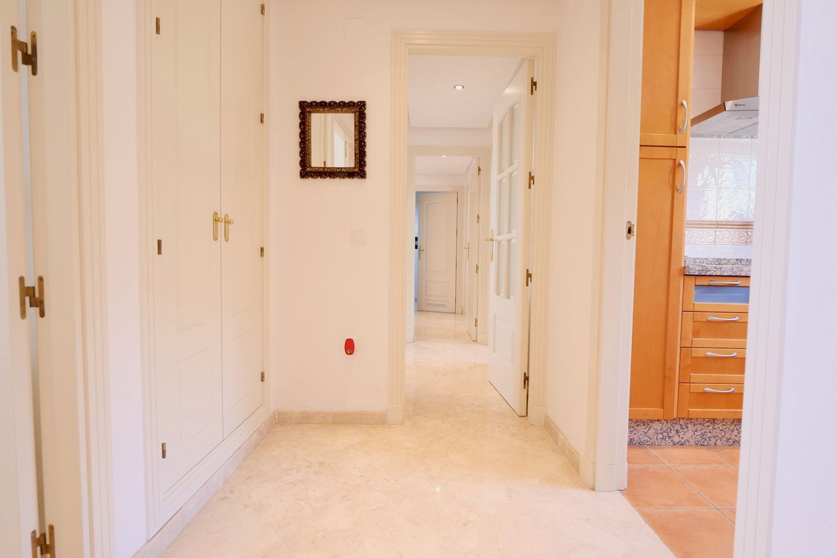 2 bedroom Penthouses for sale in La Mairena – R5185348