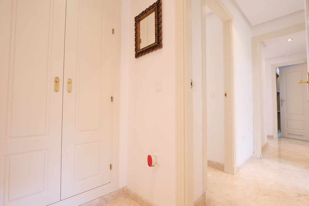 2 bedroom Penthouses for sale in La Mairena – R5185348