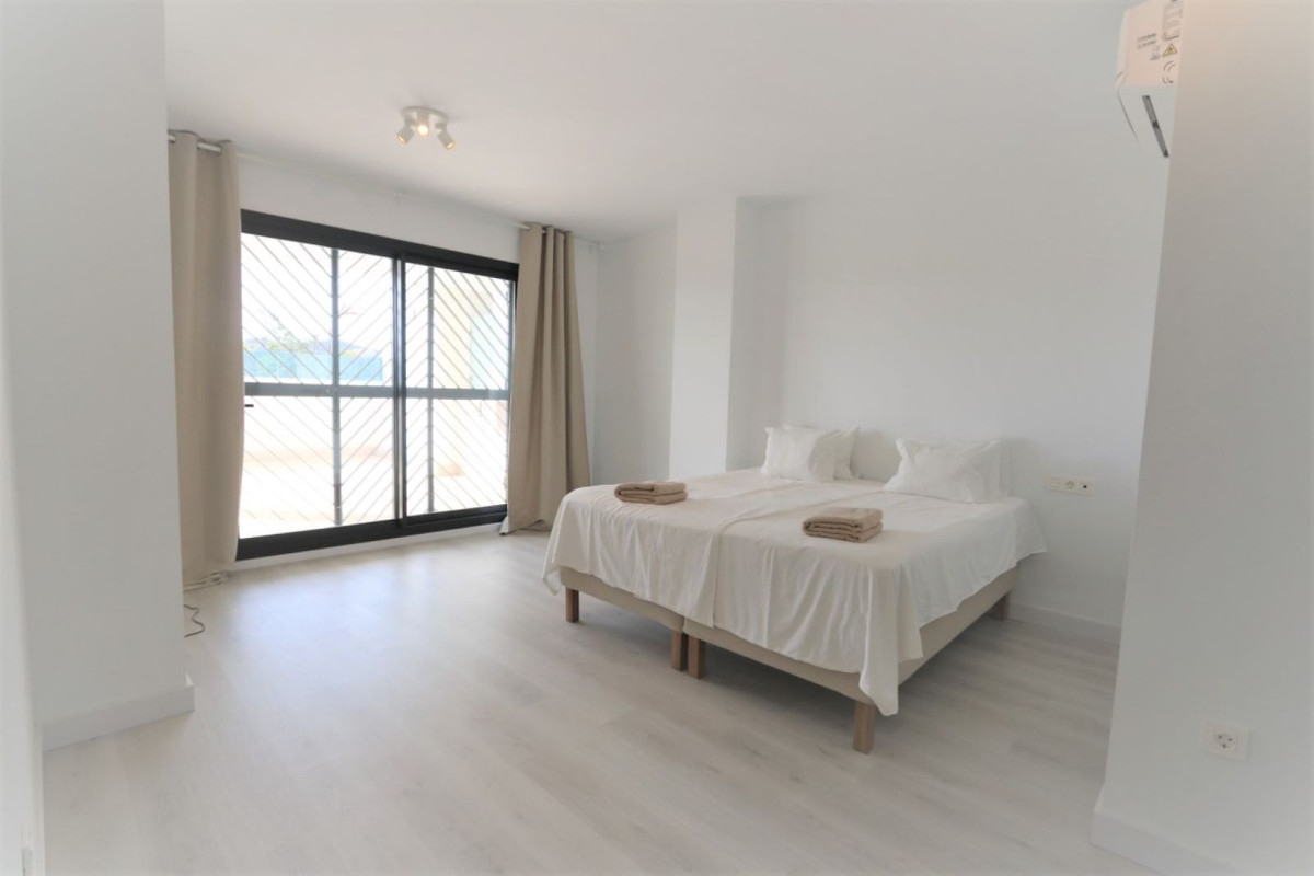 Apartamentos de 3 dormitorios en venta en Mijas – R5115463