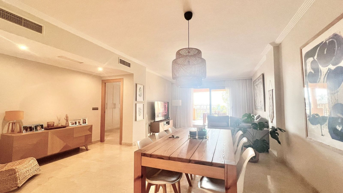 2 bedroom Apartments for sale in Nueva Milla de Oro – R5183827
