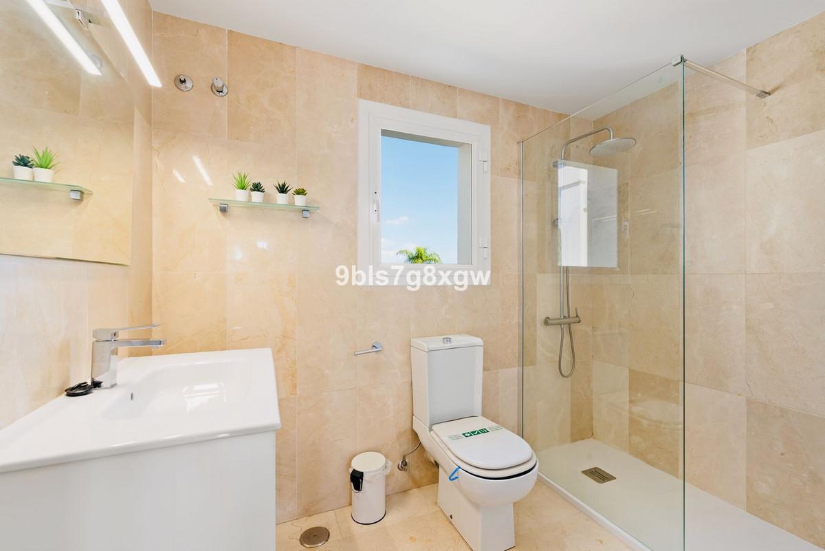 1 bedroom Penthouses for sale in La Quinta – R5170825