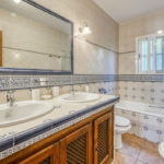 Villas de 5 dormitorios en venta en El Rosario – R5192395