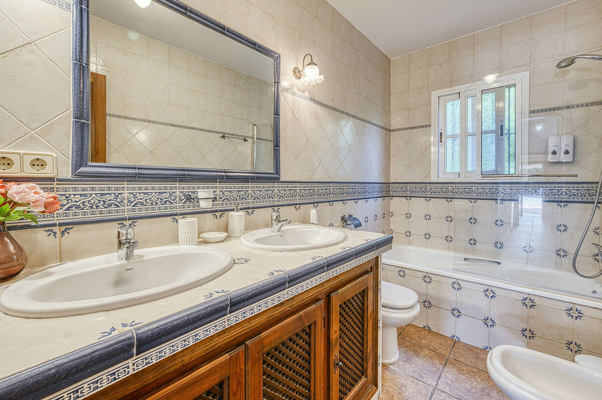 Villas de 5 dormitorios en venta en El Rosario – R5192395