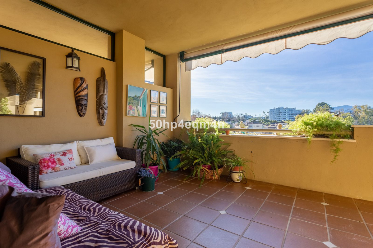 2 bedroom Apartments for sale in Guadalmina Alta – R5164198