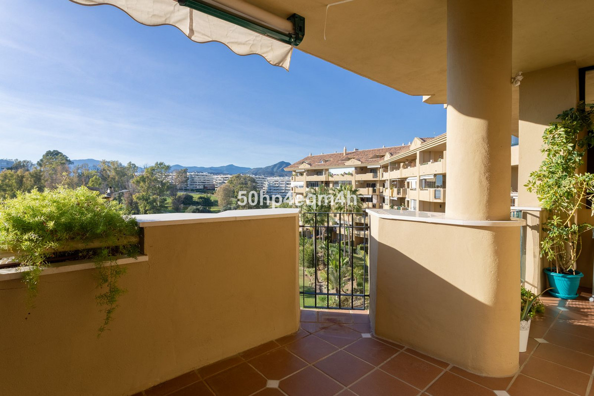 2 bedroom Apartments for sale in Guadalmina Alta – R5164198