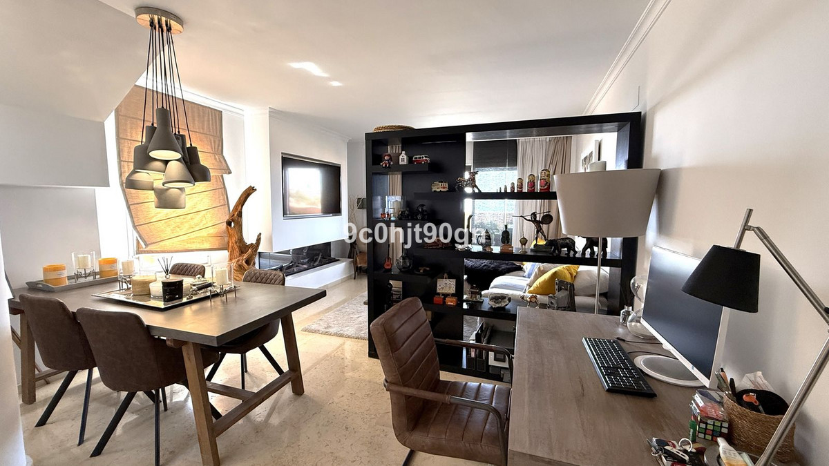 2 bedroom Apartments for sale in Elviria – R5126038