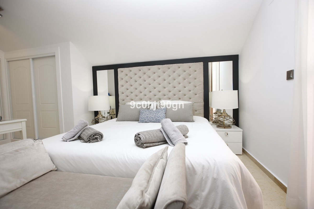 2 bedroom Apartments for sale in Elviria – R5126038