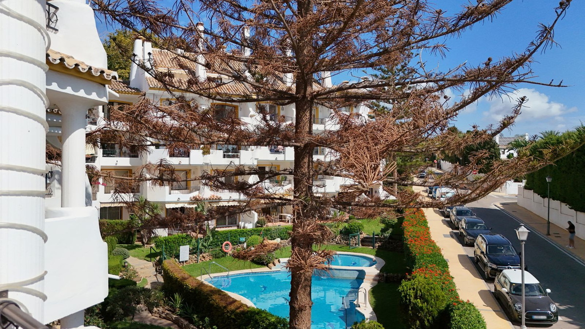 Apartamentos de 3 dormitorios en venta en Marbella – R5187715