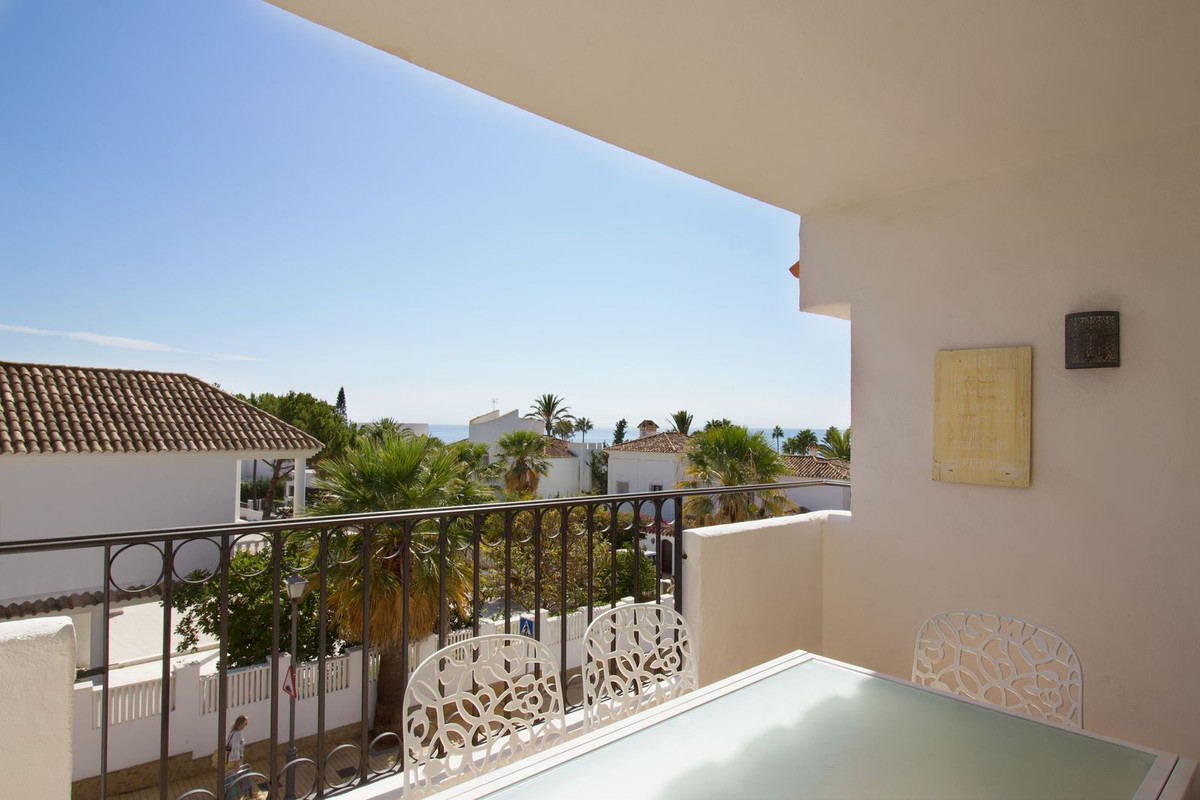 Apartamentos de 3 dormitorios en venta en Marbella – R5187715
