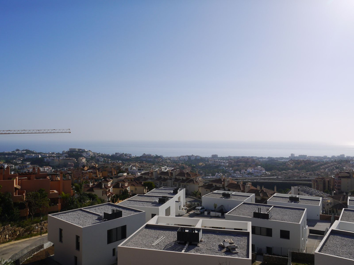 Adosados de 5 dormitorios en venta en Riviera del Sol – R4897288