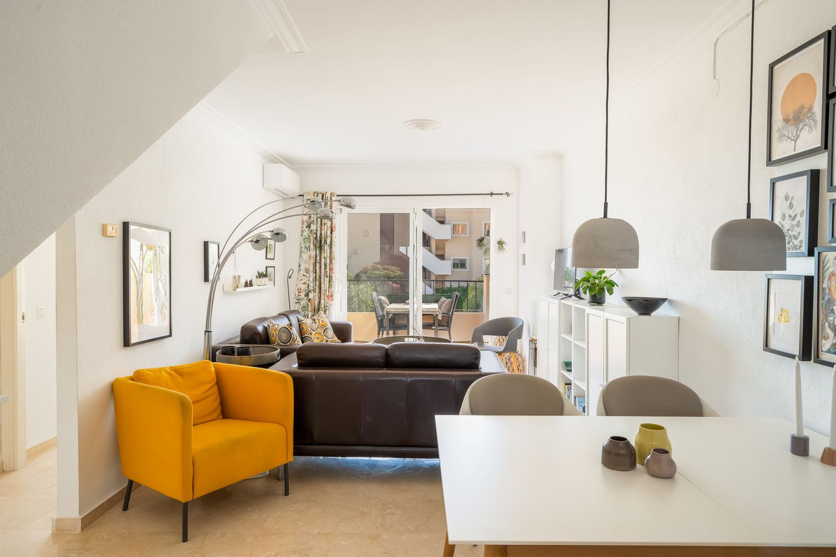 3 bedroom Penthouses for sale in Riviera del Sol – R5167039