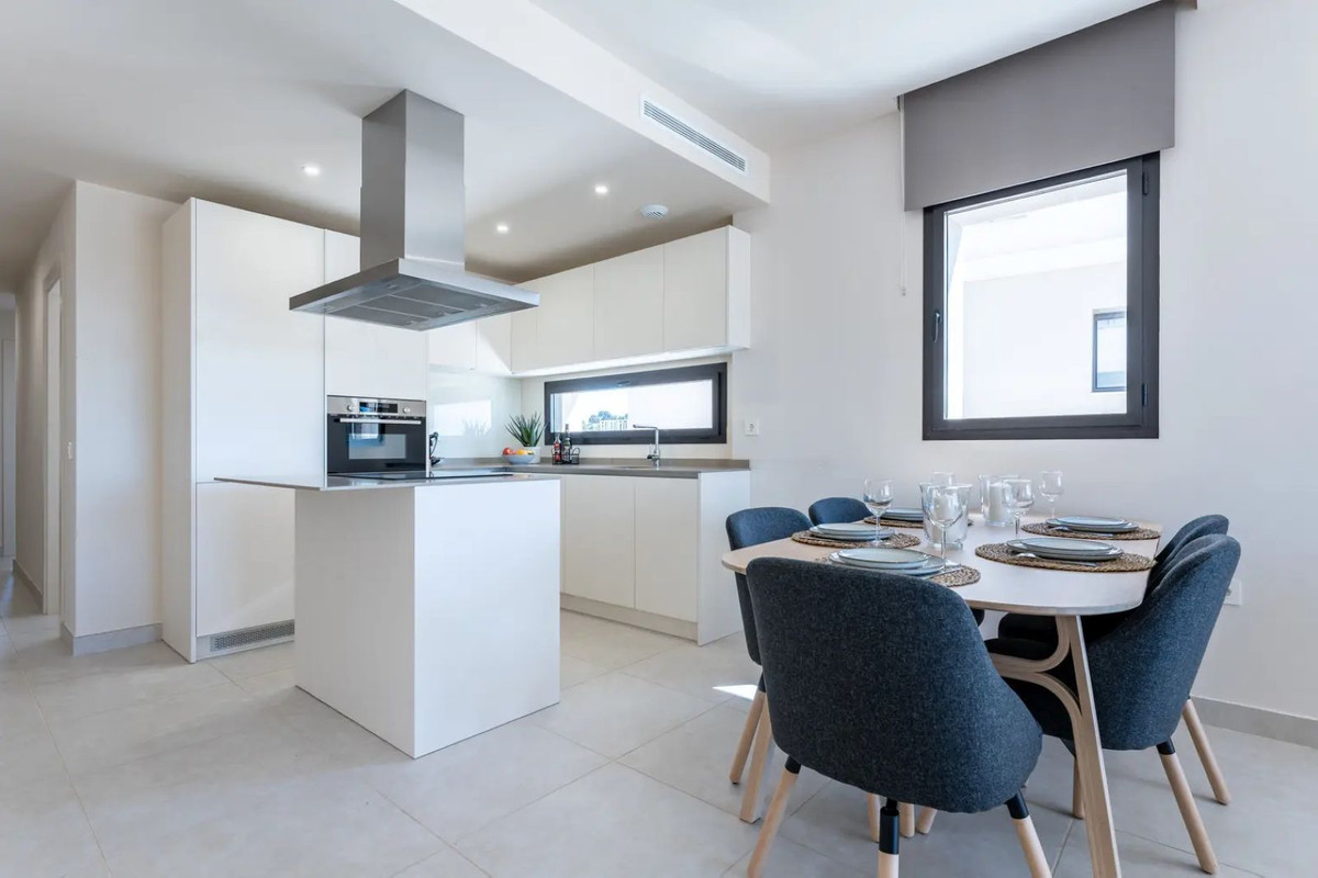 Apartamentos de 3 dormitorios en venta en La Cala de Mijas – R4344832 Apartamentos de 3 dormitorios en venta en La Cala de Mijas – R4344832