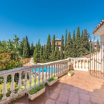Villas de 8 dormitorios en venta en Marbella – R5181184