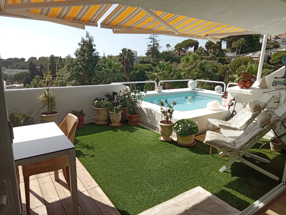 3 bedroom Penthouses for sale in Calahonda – R5191492