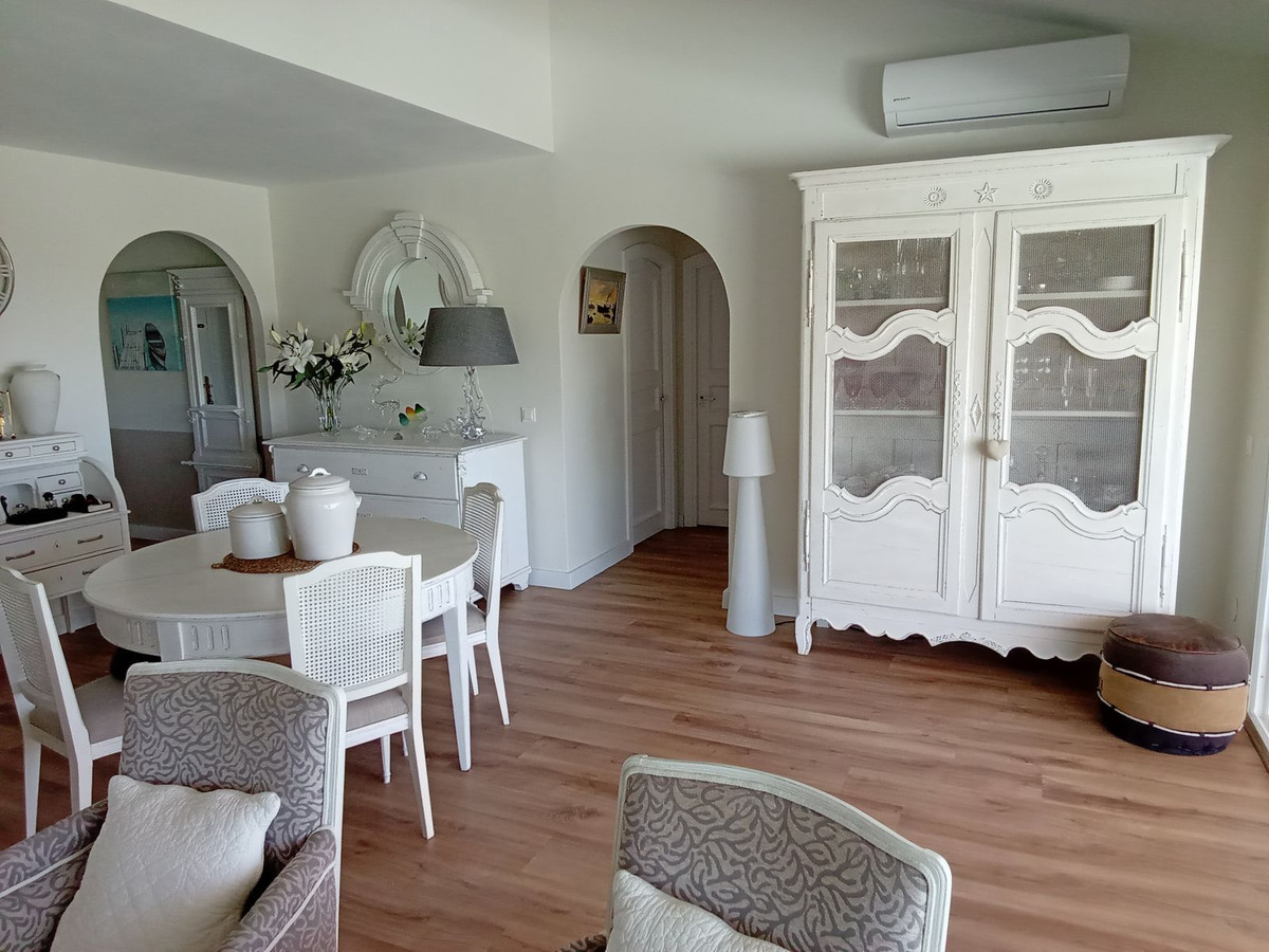 3 bedroom Penthouses for sale in Calahonda – R5191492