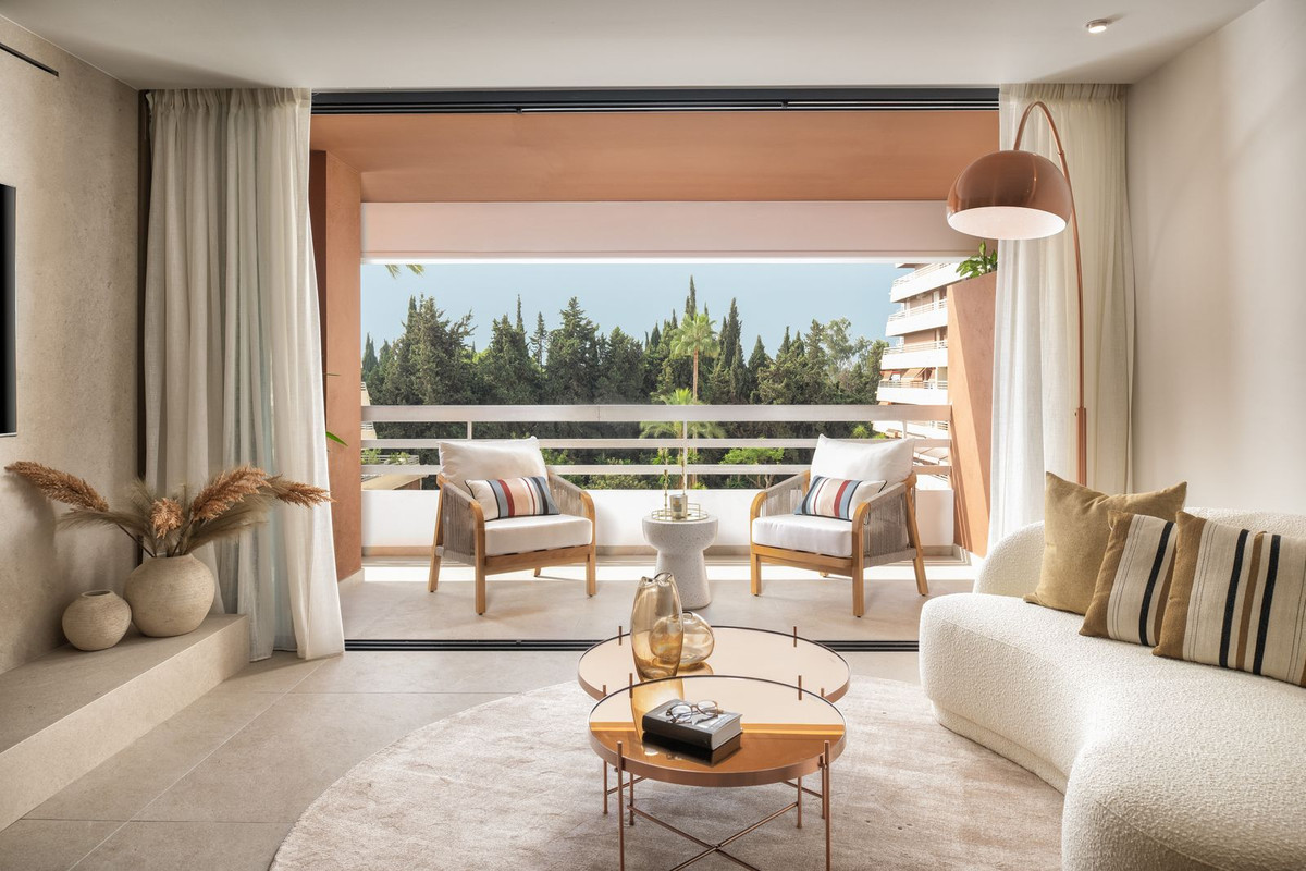 Apartamentos de 3 dormitorios en venta en Marbella – R5058682