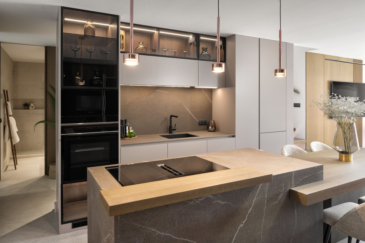 Apartamentos de 3 dormitorios en venta en Marbella – R5058682