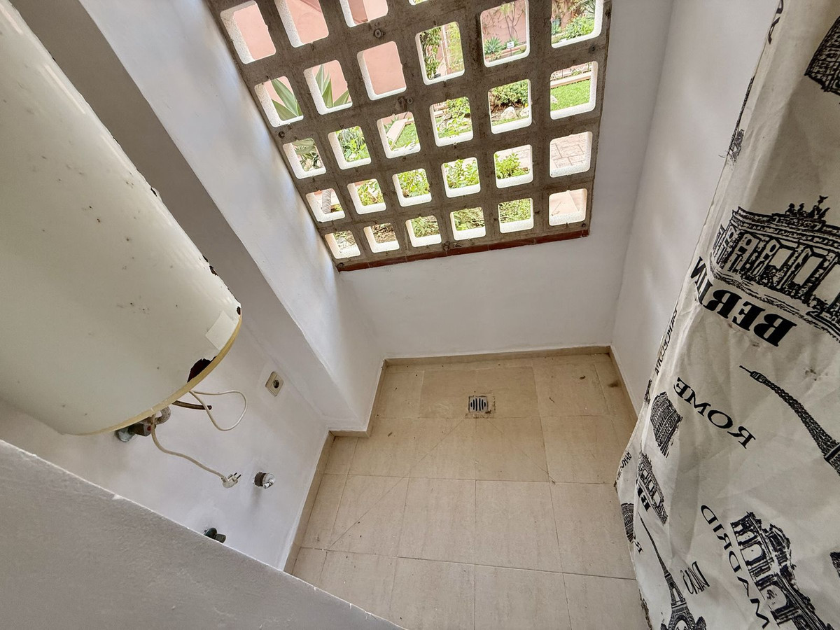 2 bedroom Apartments for sale in Riviera del Sol – R5173930