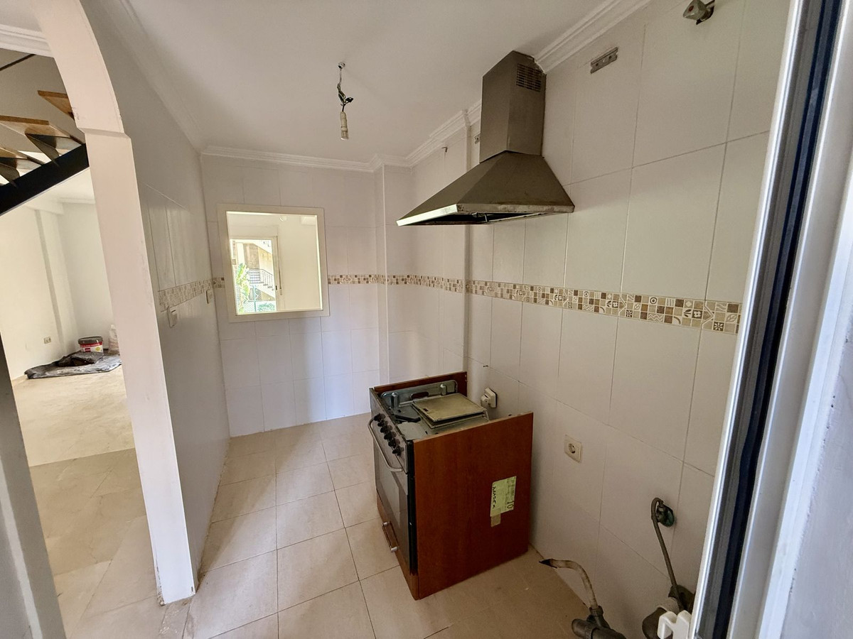 2 bedroom Apartments for sale in Riviera del Sol – R5173930