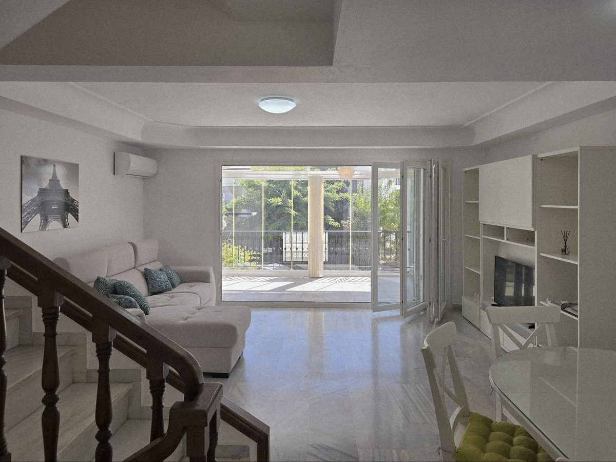 Adosados de 3 dormitorios en venta en Riviera del Sol – R5018467