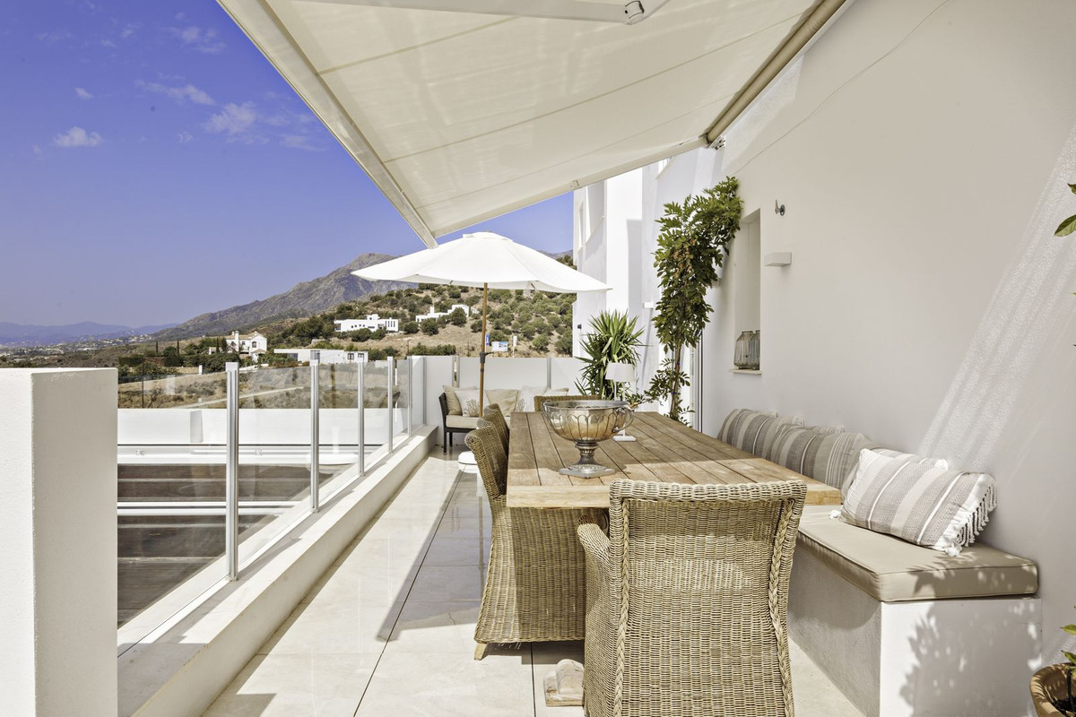 2 bedroom Apartments for sale in Altos de los Monteros – R5180017 2 bedroom Apartments for sale in Altos de los Monteros – R5180017