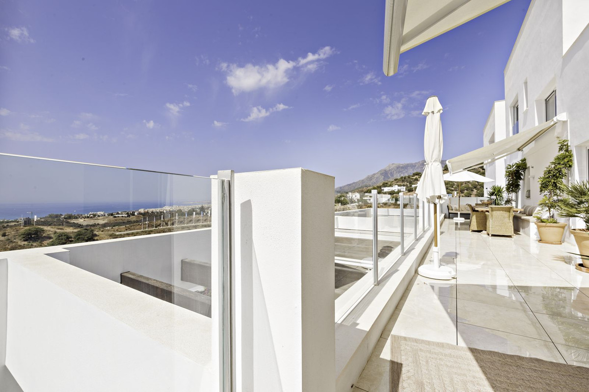 2 bedroom Apartments for sale in Altos de los Monteros – R5180017 2 bedroom Apartments for sale in Altos de los Monteros – R5180017