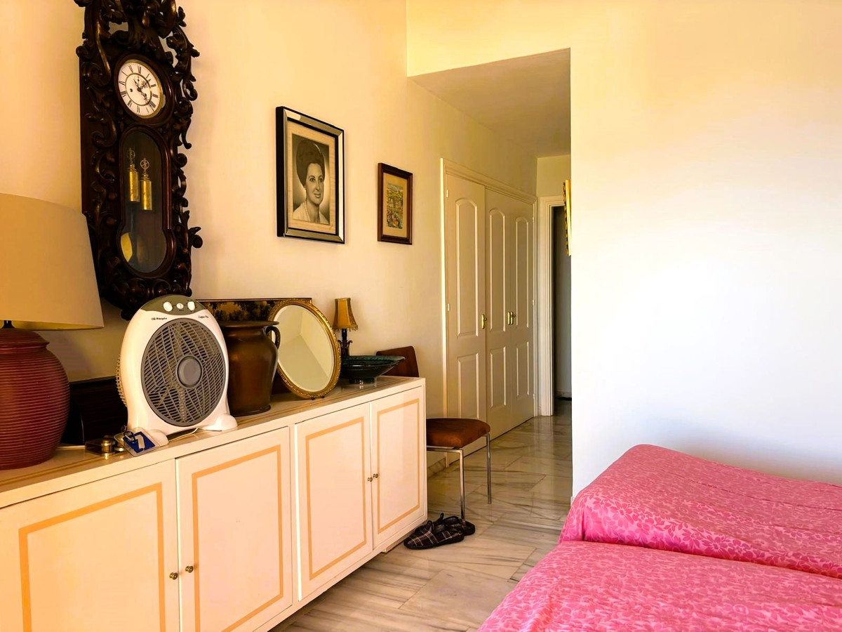 2 bedroom Apartments for sale in Calahonda – R5164246