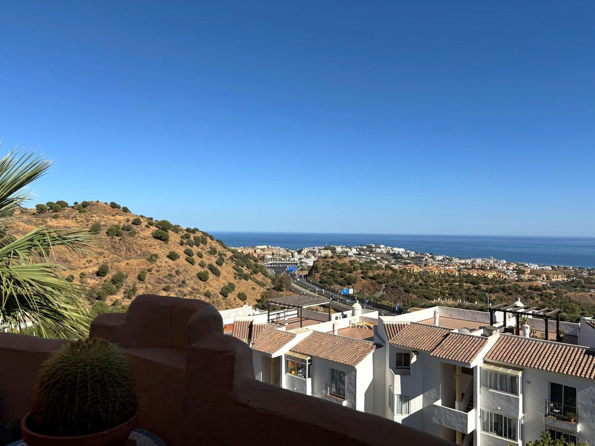 2 bedroom Apartments for sale in Calahonda – R5164246