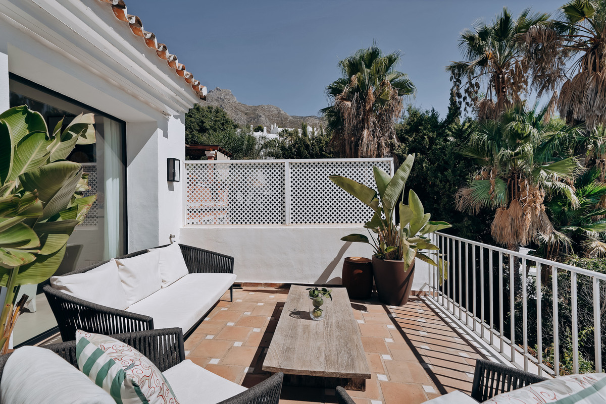 4 bedroom Townhouses for sale in Milla de Oro – R5173534